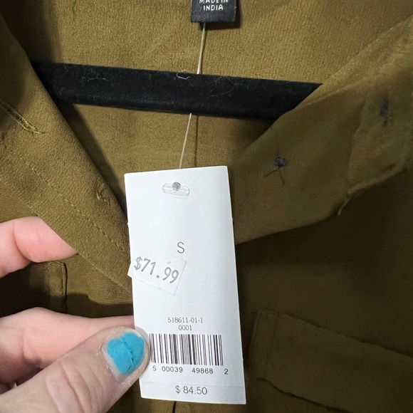 Banana Republic Green Hidden Button Top Size Small - Picture 5 of 6